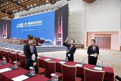 急速36小時(shí) 記第二屆文博會(huì)甘肅會(huì)展中心有限責(zé)任公司會(huì)議服務(wù)保障團(tuán)隊(duì)